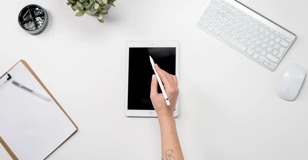 Les 7 Meilleures Pratiques pour Rédiger un Avis Authentique
