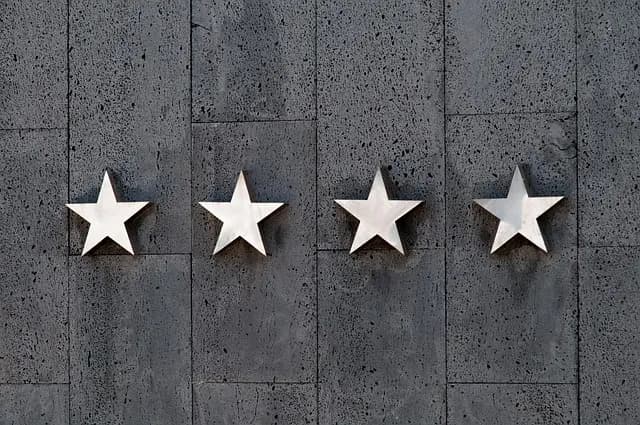 Les 10 Erreurs à Éviter dans la Gestion des Avis Clients