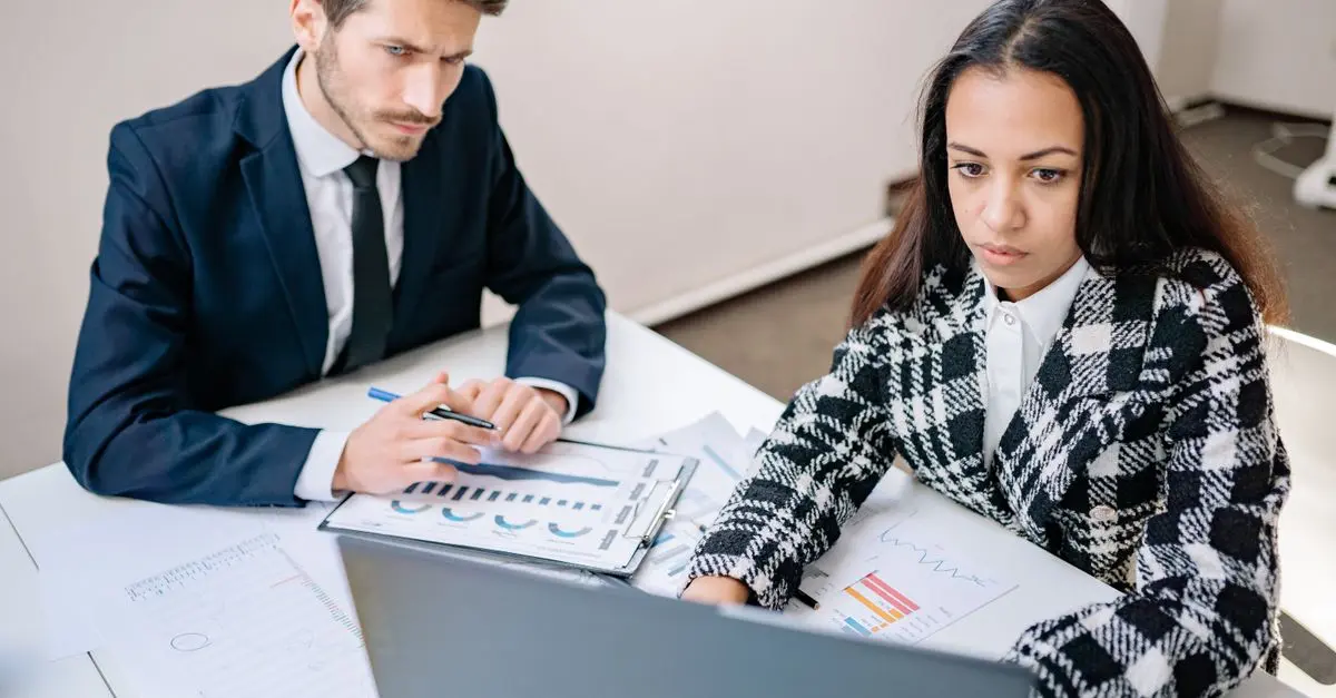 Benchmark des Principaux Outils d'Avis en Entreprise