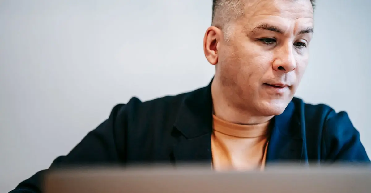 Comment Évaluer la Fiabilité des Avis en Ligne