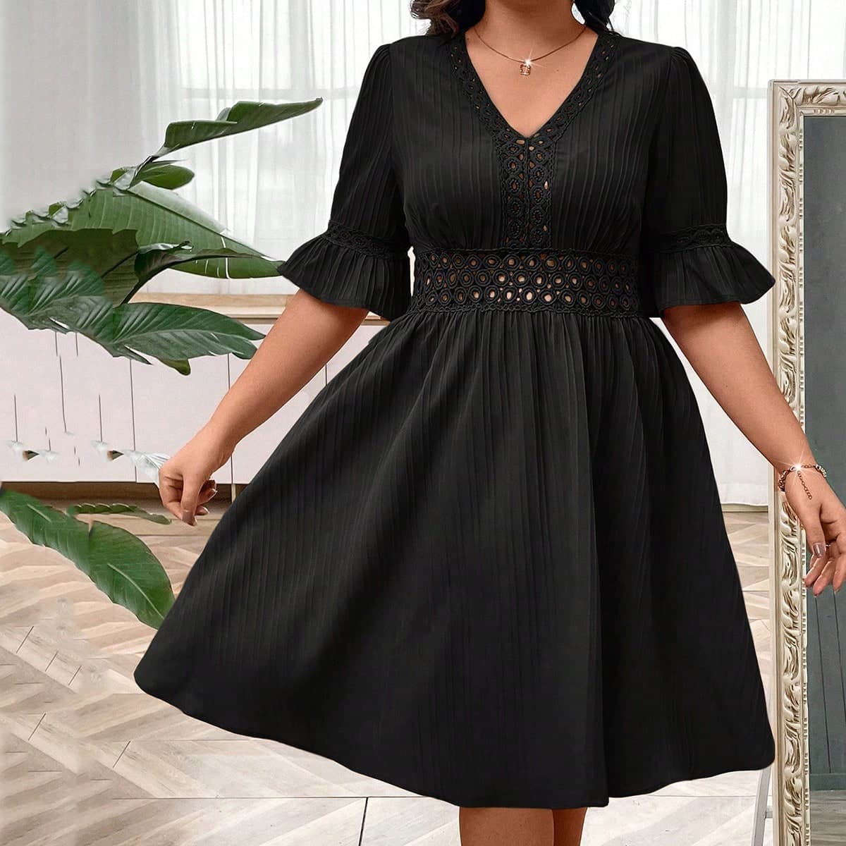 Robe D'été À Manches Évasées Et À Encolure En V Pour Femmes Grandes Tailles, Avec Ligne De Taille