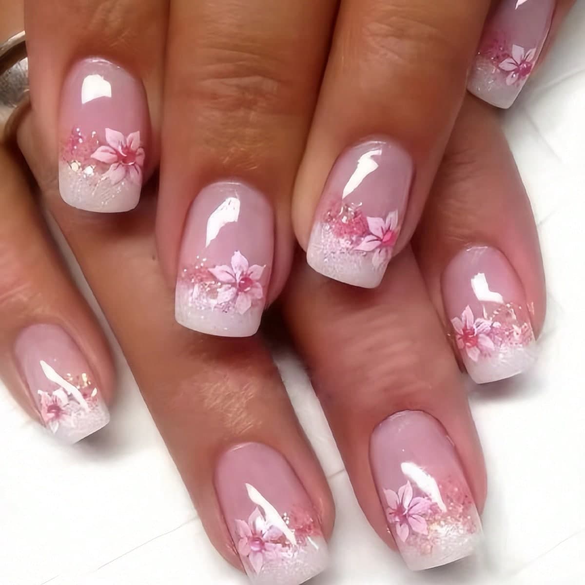Mettez instantanément à jour votre apparence avec 24 pièces Poudre libre étincelante carrée moyenne rose, ligne française blanche, rose Fleurs