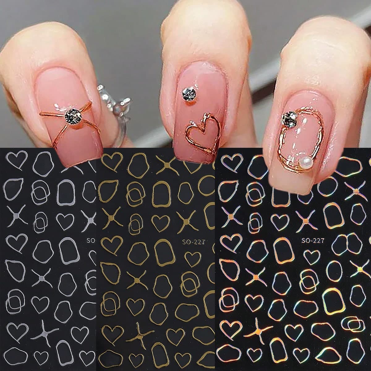 3 paquets Autocollants de cœur pour ongles en forme de cœur, 3D Rayure holographique, Conception de graffiti de glissière en ligne, Or argenté,