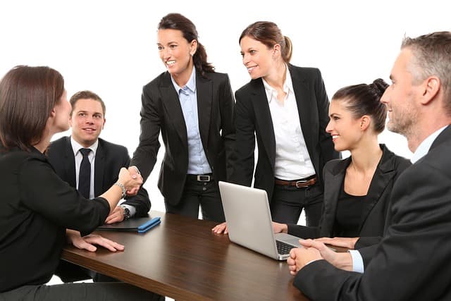 Comment Évaluer l'Impact des Avis Clients sur votre Réputation